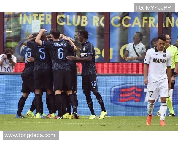 国王杯激战国米与巴萨战成平局帽子戏法引发全场狂欢集锦回顾