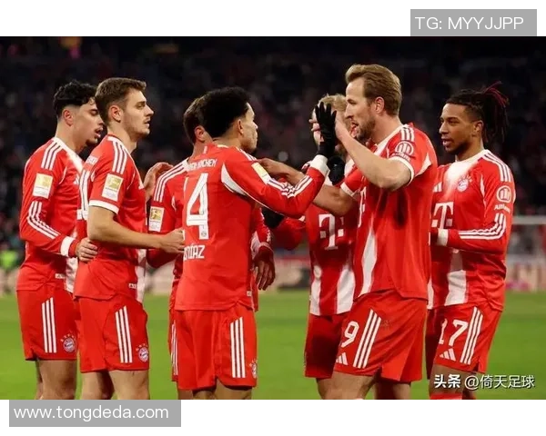 欧联杯精彩对决拜仁大胜里昂乌龙球成焦点引发转会热议