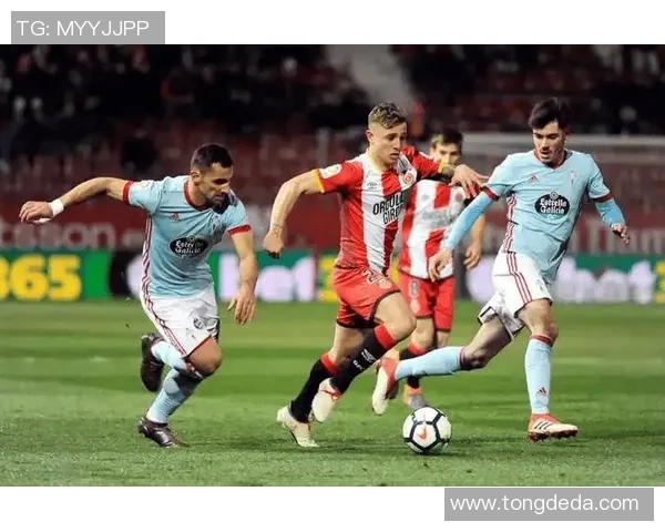 西甲焦点战曼联大胜利物浦全场沸腾的惨败瞬间解析